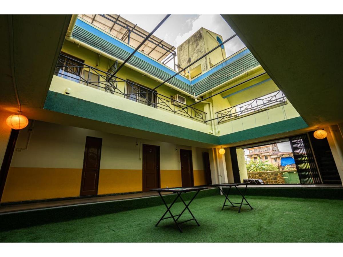 Hôtel Royal Hills à Pune Extérieur photo