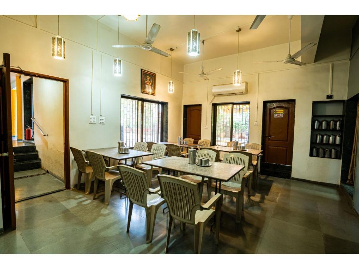 Hôtel Royal Hills à Pune Extérieur photo